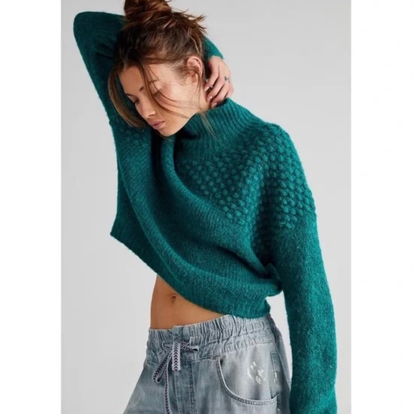 EUC Free People Bradley Alpine Heather Soft Turtleneck Sweater Soze Medium - Picture 4 of 8